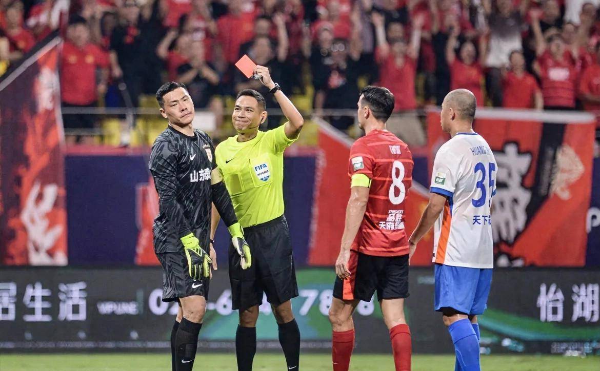 关于门将神勇，球队精彩守住胜局晋级下一轮！的信息