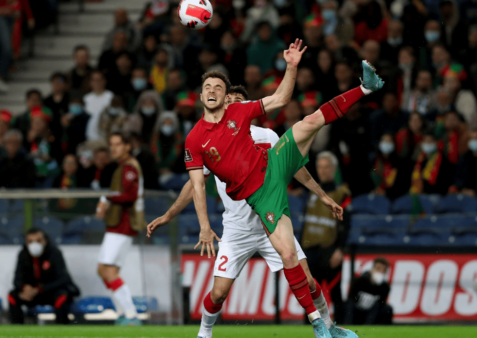 包含奥格斯堡队在比赛中表现出色,大获胜利的词条 包含奥格斯堡队在比赛中表现出色,大获胜利的词条