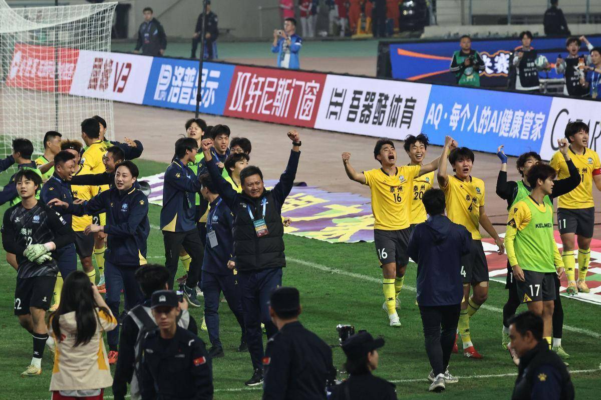 包含草根球队的奇迹崛起，打破次级联赛束缚的词条