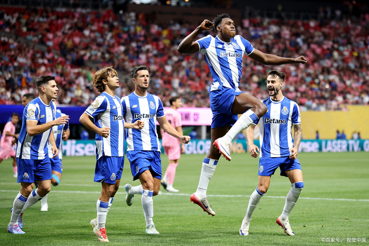 柏林赫塔客场爆冷，逆袭击败对手