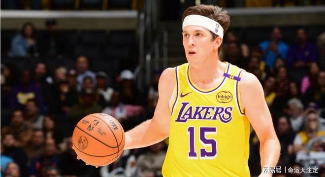 湖人客场逆转黄蜂，继续保持不败