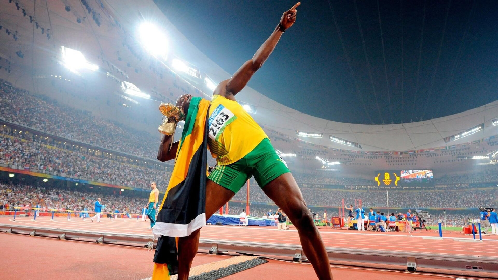 当蓝鹰飞越潘帕斯,基米希,唯一串联两个世界的大场面先生