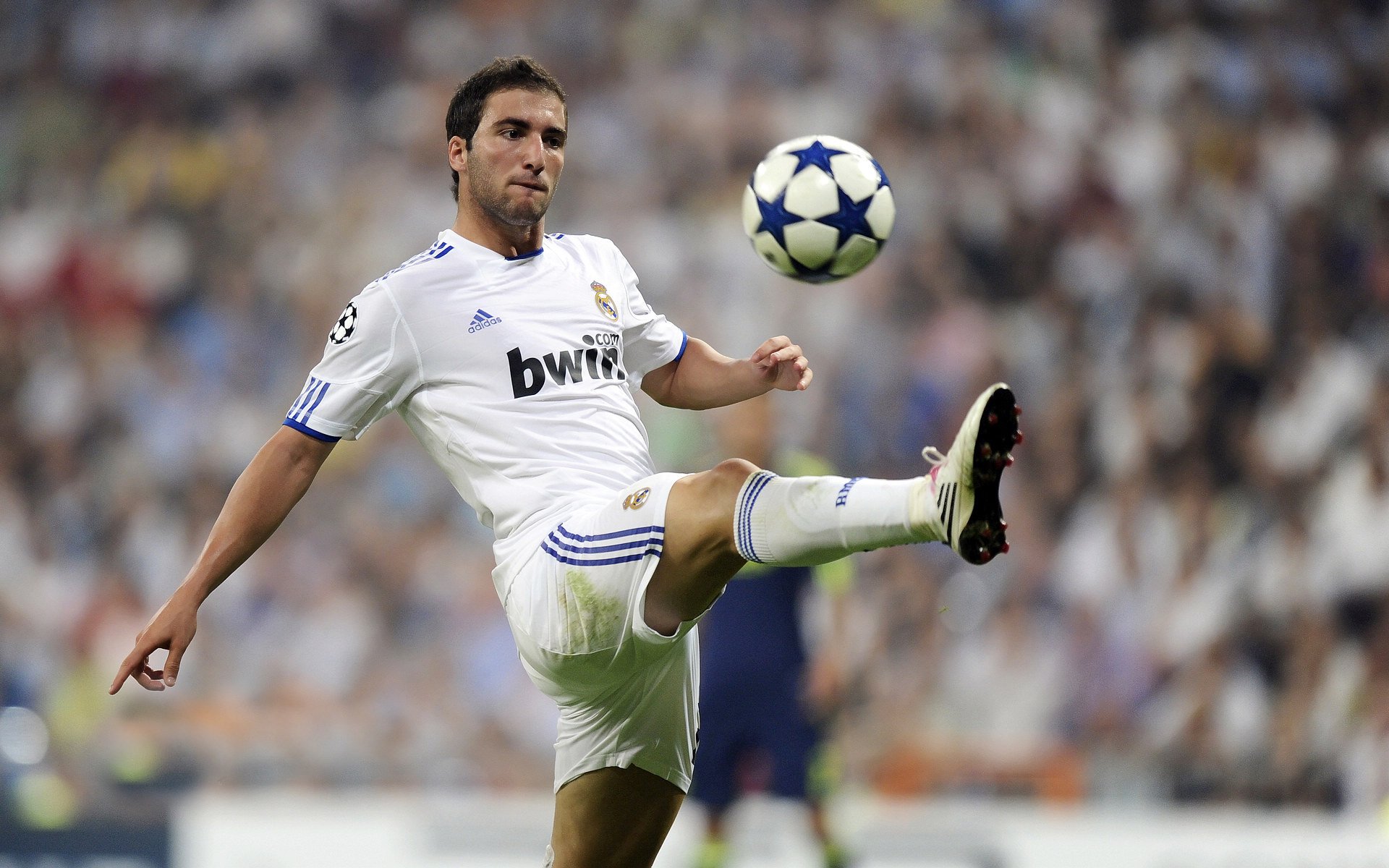 中场基石与铁血防线，法比尼奥的稳定输出与委内瑞拉如何锁死智利